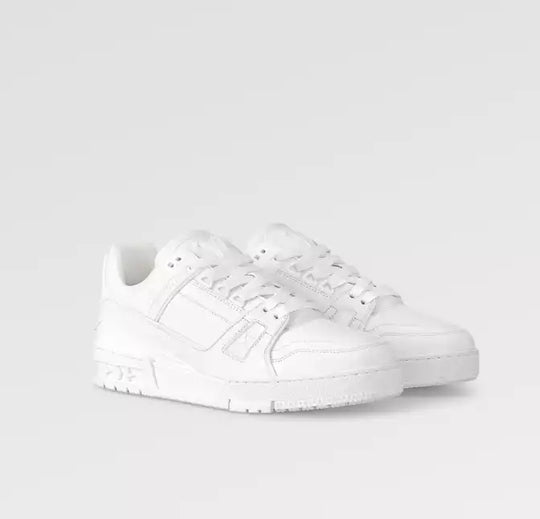 LOUIS VUITTON TRAINER WHITE